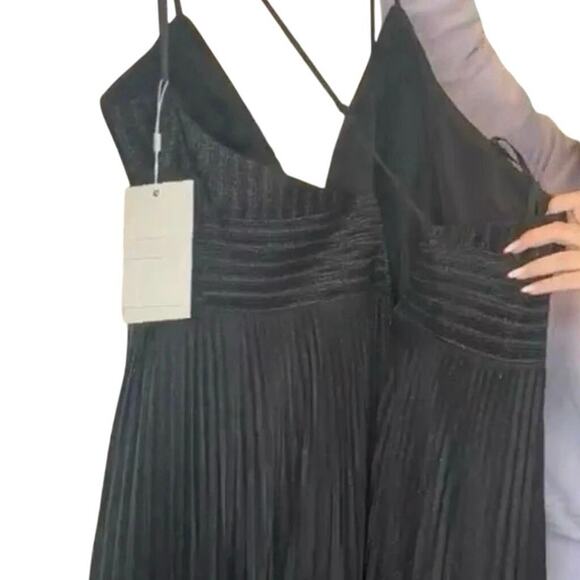 MAC DUGGAL 30725 Black Shimmer Pleated V-Neck Gown Size 20 New w/ Tag MSRP $398 - Picture 11 of 12